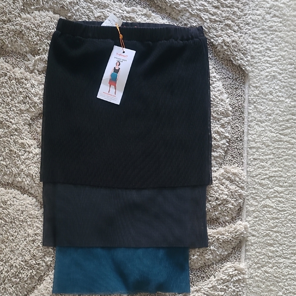 Elegant Black Skirt